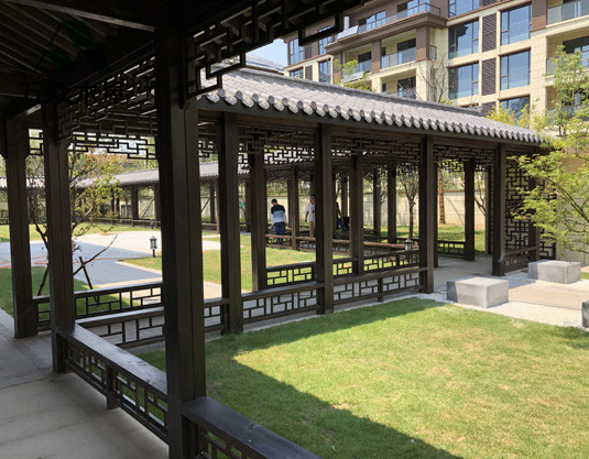 團(tuán)風(fēng)別墅長廊